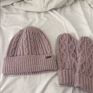 Steve madden NEVER WORN Cozy Knit Hat and Mittens Set - Lavender